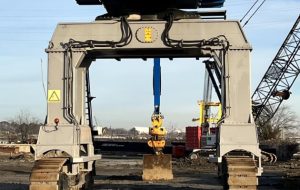 Precon Maine CH65C material handler crane